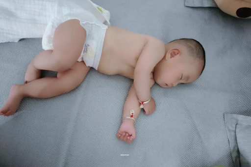 开平孕妇突然心跳加速
